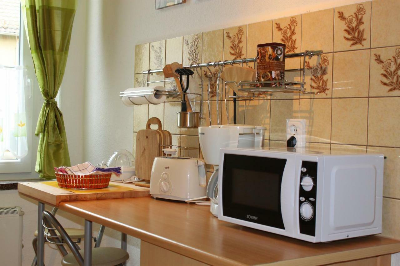 Ferienwohnung "Zur Alten Schule" Neuburxdorf ภายนอก รูปภาพ