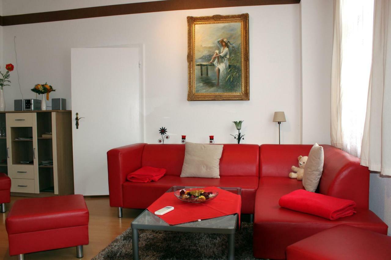 Ferienwohnung "Zur Alten Schule" Neuburxdorf ภายนอก รูปภาพ
